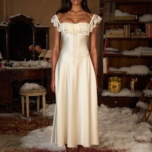 • MIRROR PALAIS • Sonata Lady Length Dress in Crème • S/M